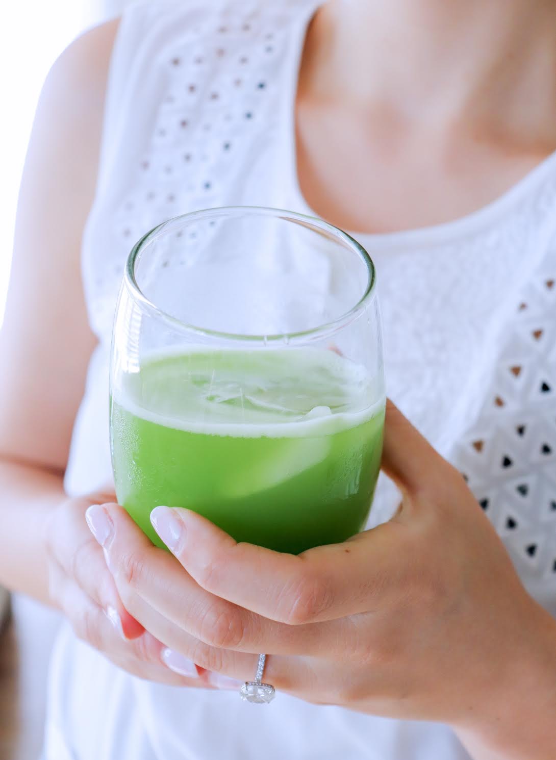 How To Make Celery & Cucumber Juice At Home Without A ...